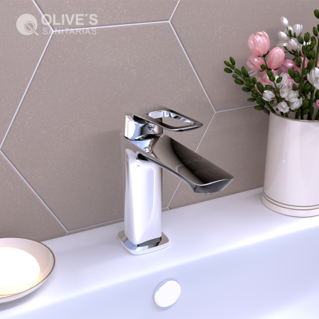 Смеситель для раковины ARTIS 06100AT